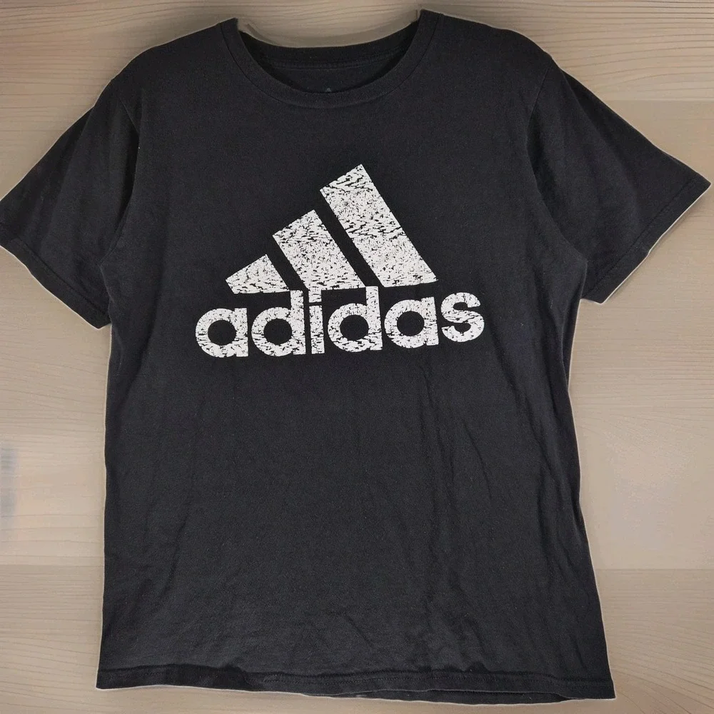 Adidas The Go-To Tee Black Distressed Logo T-Shirt Men's Medium Athletic Casual
